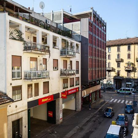 A Yellow Touch - Modern Studio In Isola Milano Eksteriør billede