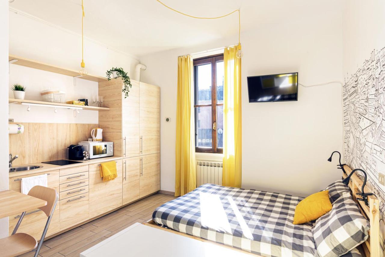 A Yellow Touch - Modern Studio In Isola Milano Eksteriør billede